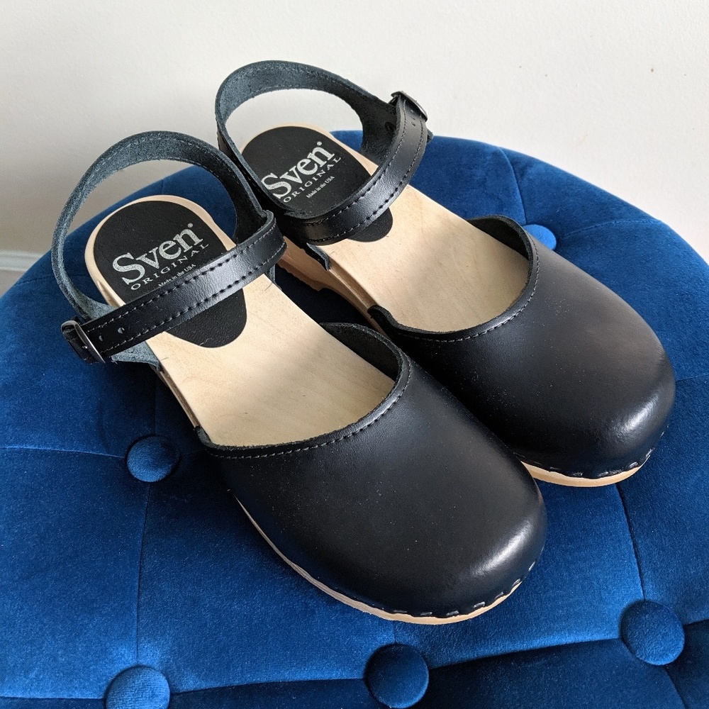 Sven Wide Mary Jane clogs NEW